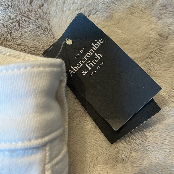 NWT Ambercrombie Fitch A & F Harper Super Skinny White Jeans Size 24 Short - Picture 9 of 10